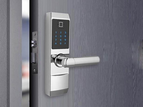 高明24小时上门开锁公司