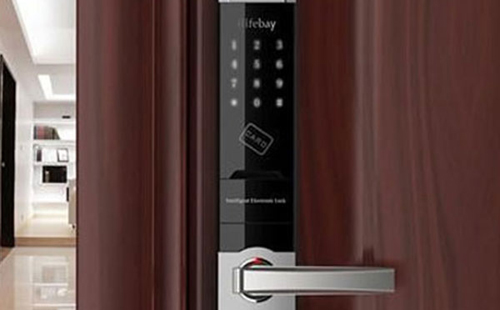 高明24小时上门开锁公司