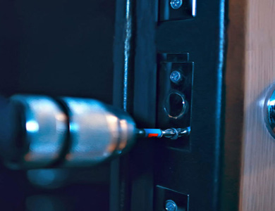 高明24小时上门开锁公司